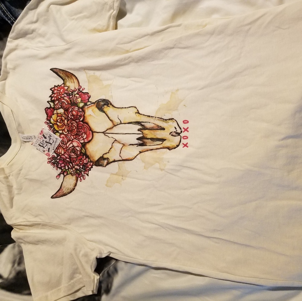 t shirt